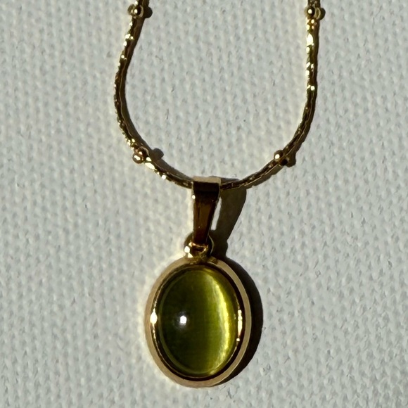 18K Gold Necklace Stainless Steel Opal Oval Pendant Necklace - Picture 6 of 7